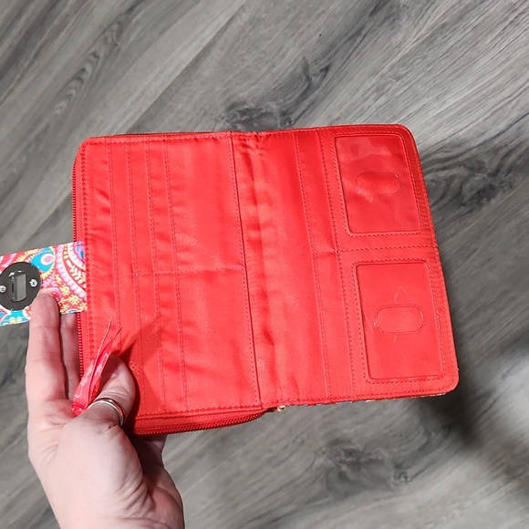 NWT Vera Bradley Turnlock Paisley In Paradise LG Wallet - Picture 6 of 6